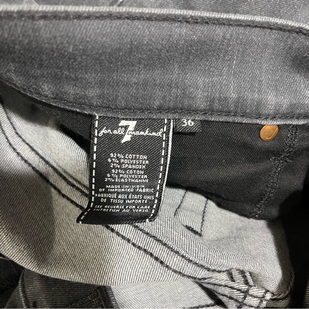 7 For All Mankind Carsen Jeans Black Size 36 Straight Leg - Picture 6 of 7